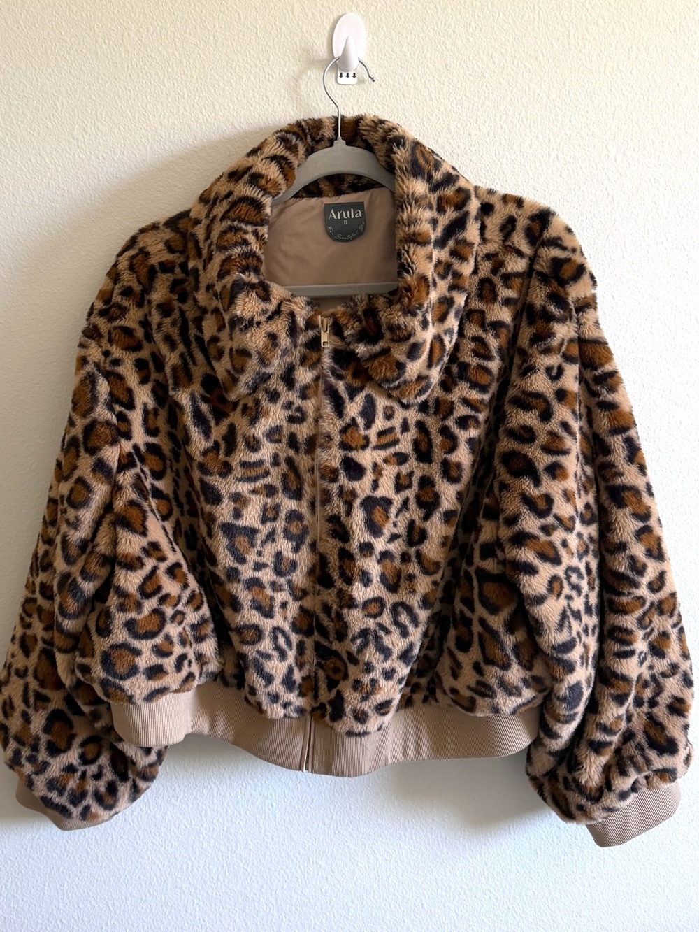 ARULA Leopard-Print Faux Fur Bomber Jacket in Brown and Black